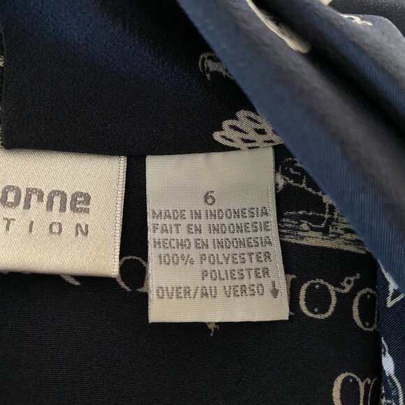 Liz Claiborne Collection Blouse Women's Size 6 Blue Button Up Alphabet Print - Picture 8 of 9